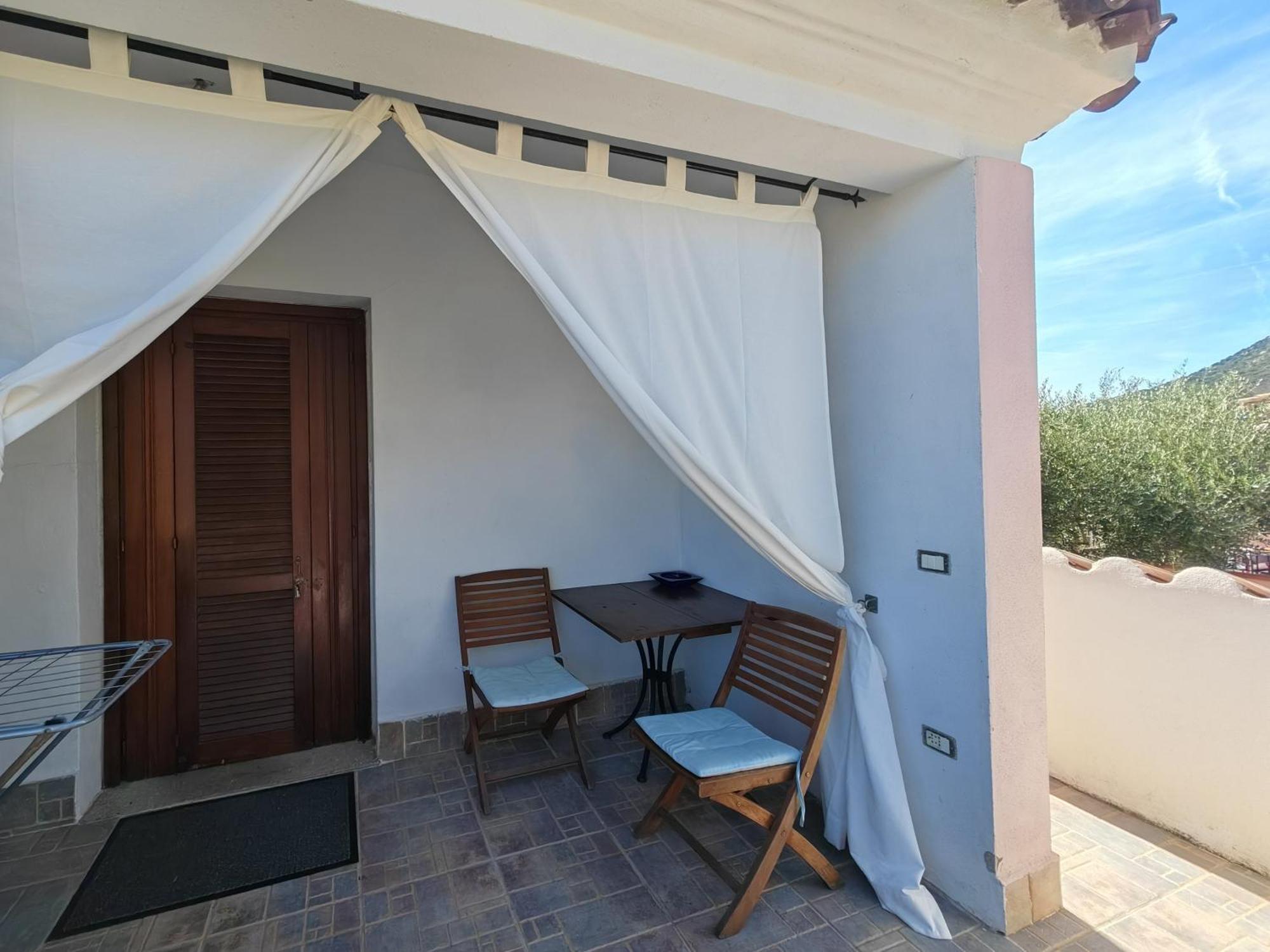 Da Teresa Bed and Breakfast San Teodoro  Rum bild