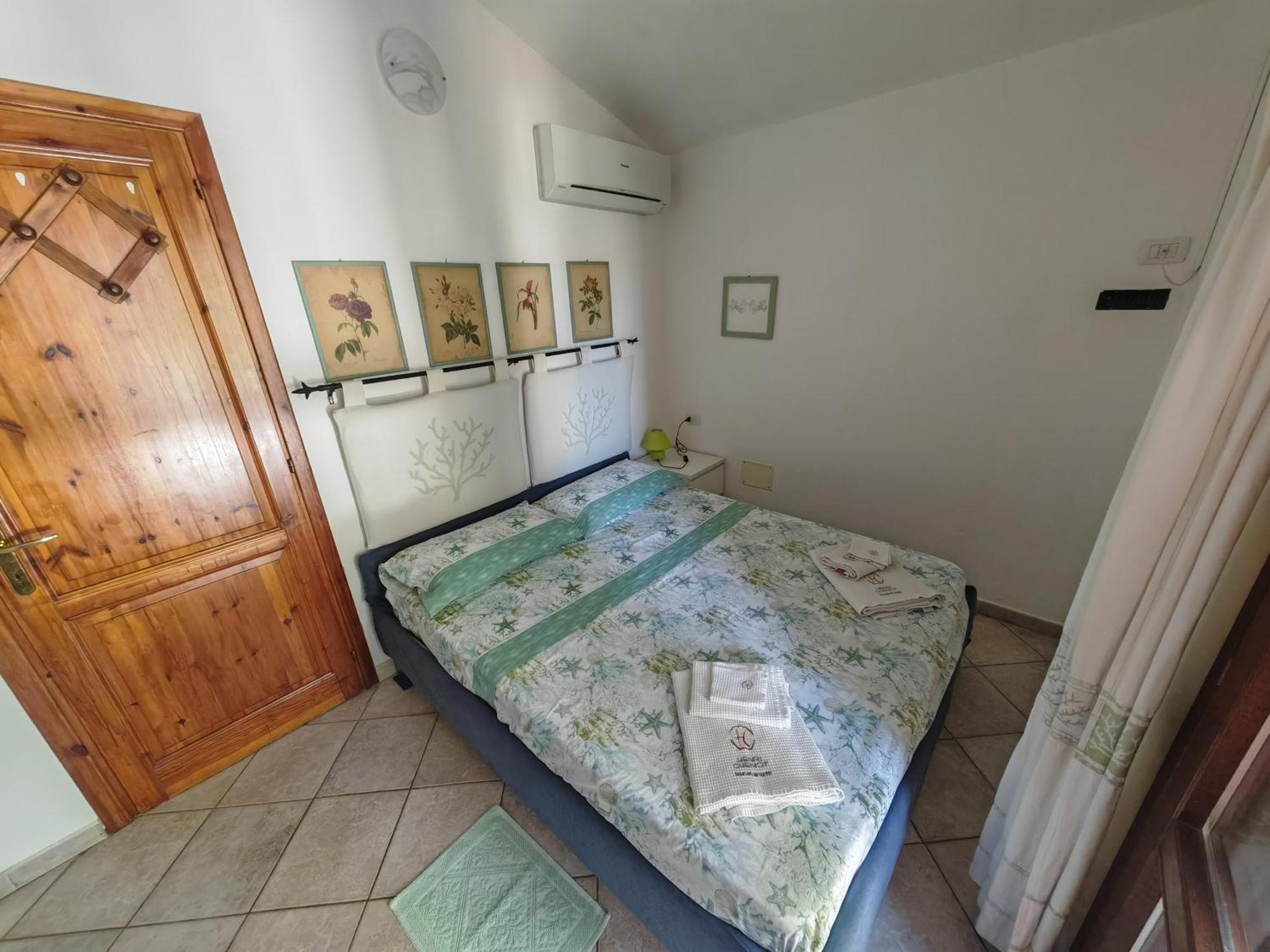 Da Teresa Bed and Breakfast San Teodoro  Rum bild